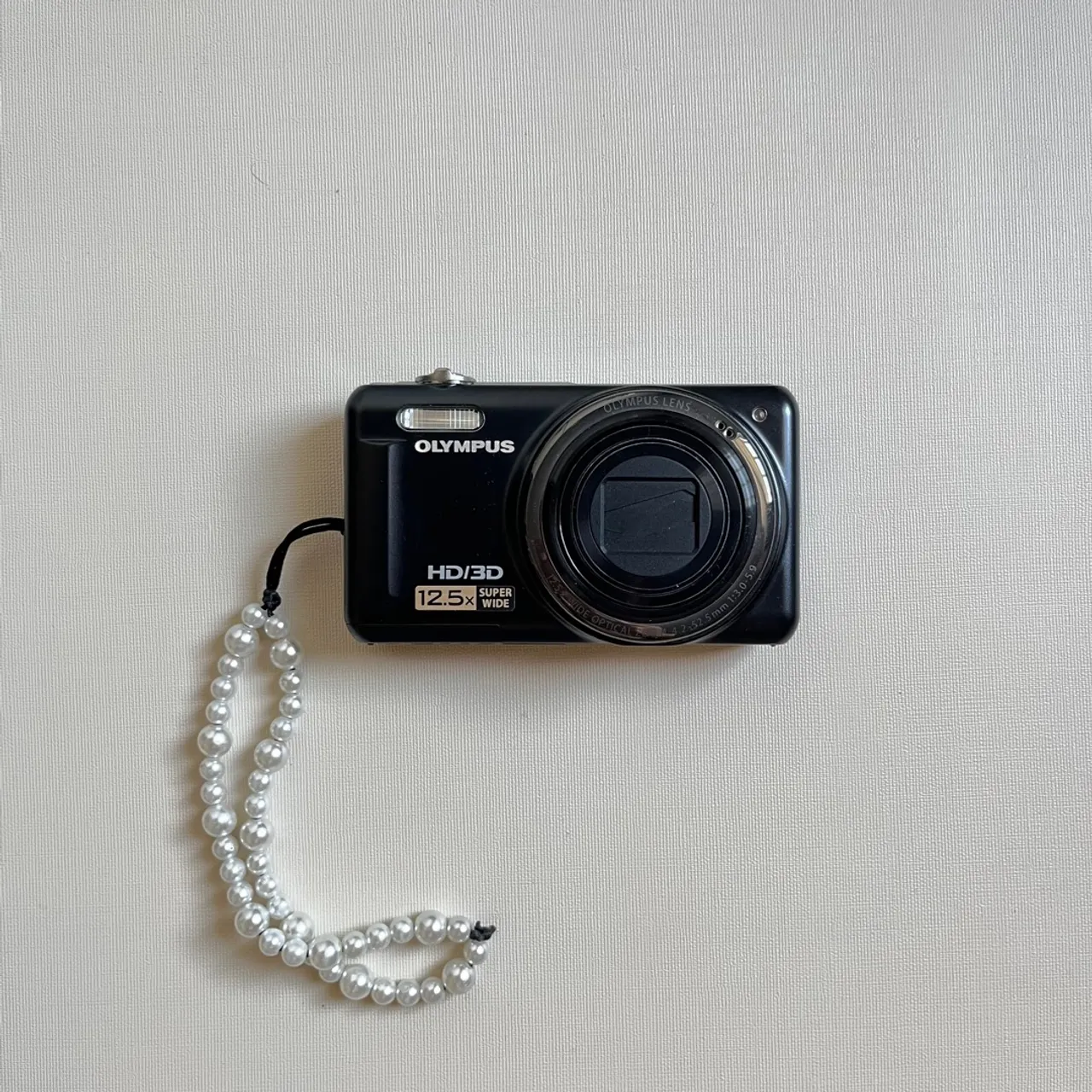 Câmera Digital Olympus VR 330 (sem bateria e com defeito na tela)