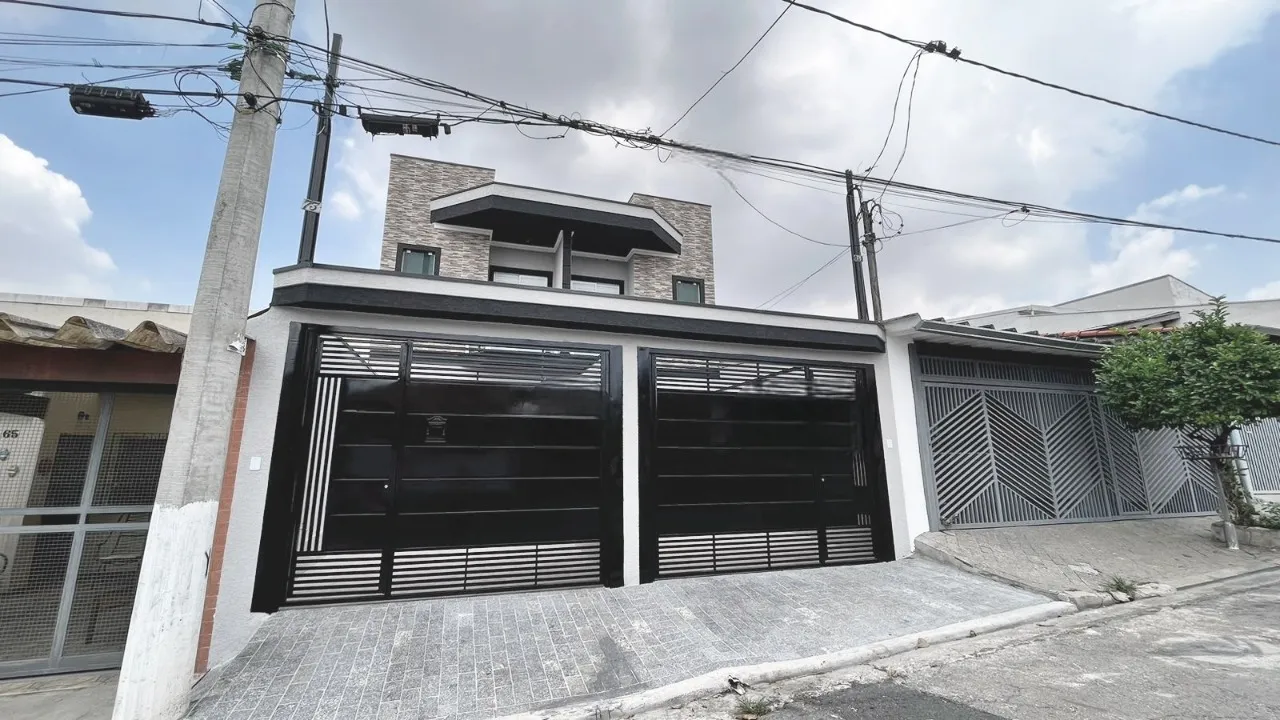 OPORTUNIDADE!!! Sobrado novo à venda no Parque São Domingos na Rua Almeida Filho