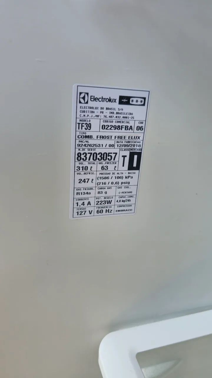 R$ 900 Geladeira Electrolux  - Foto 6