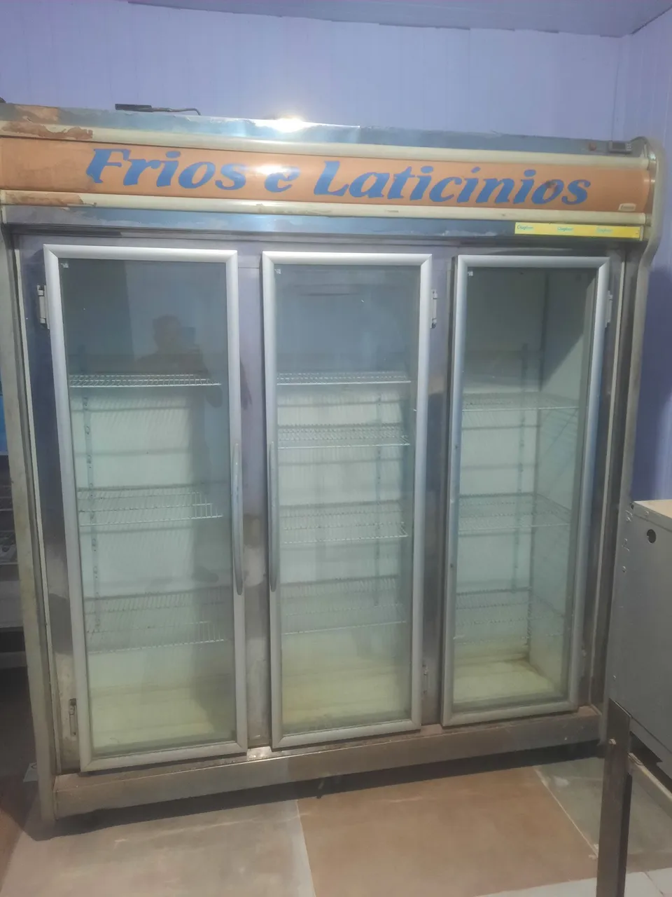 Balcão de frios 2.500