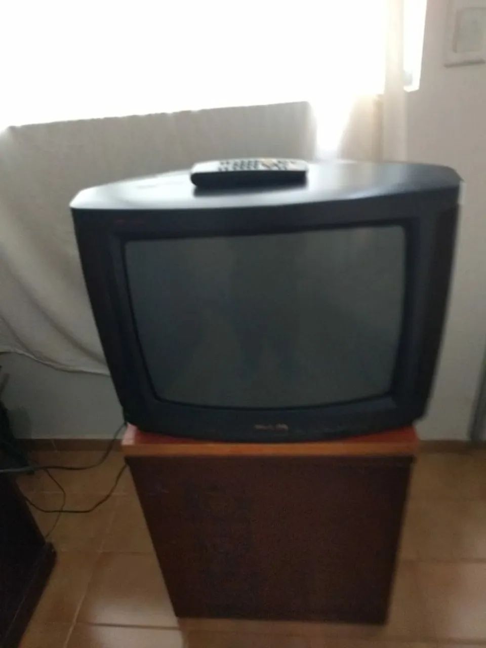 TV 21 polegadas Philips excelente!