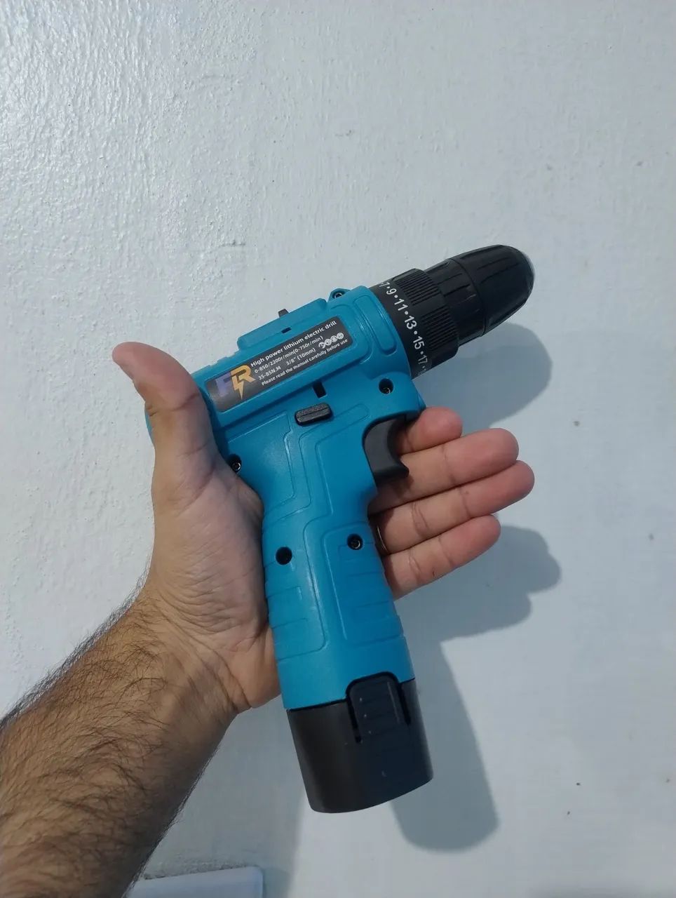 Parafusadeira 12v nova 64861554653441123