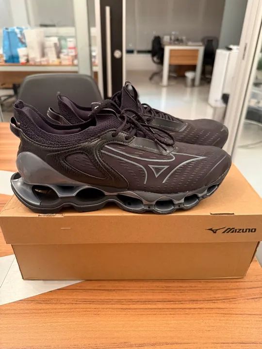 Tênis Mizuno Wave Prophecy 14, tamanho 41