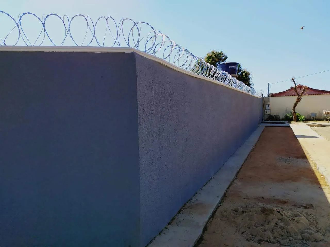 PROTEJA SEU LAR , CERCA ELÉTRICA E CONCERTINA JÁ INSTALADO  - Foto 4