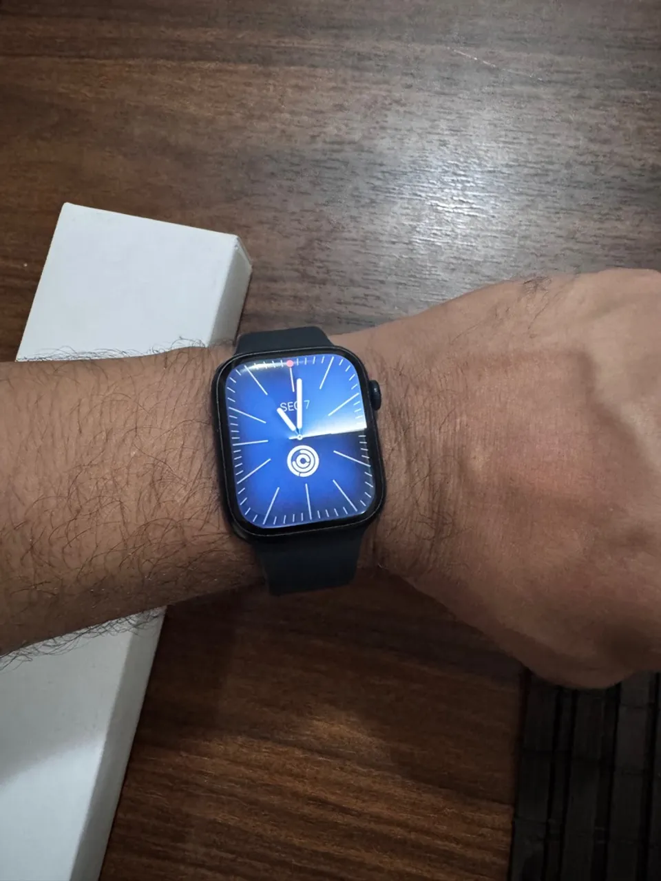 Apple Watch Series 8 - 45 mm em boas condições