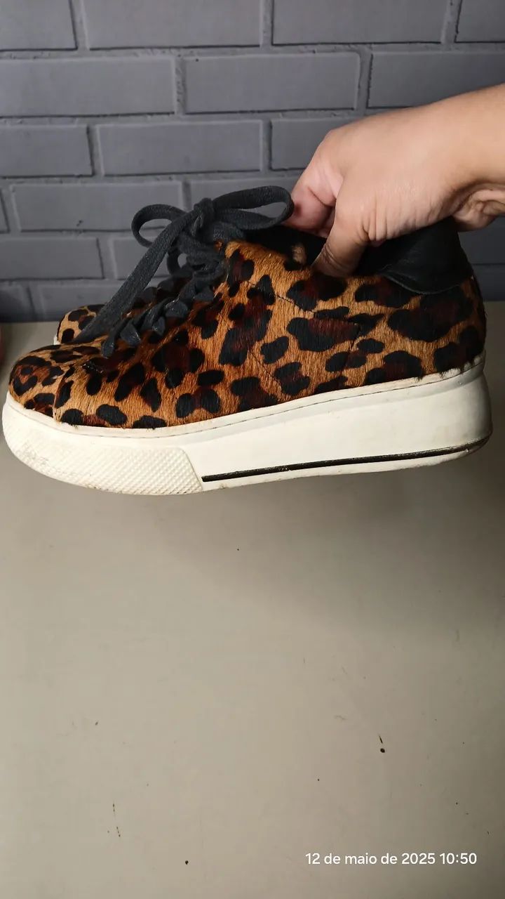 Tênis Animal Print Tam: 35 Marca: Arezzo - Foto 5