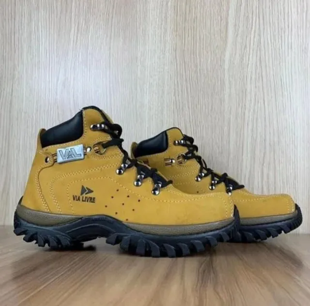 Botas Em Couro Legítmo