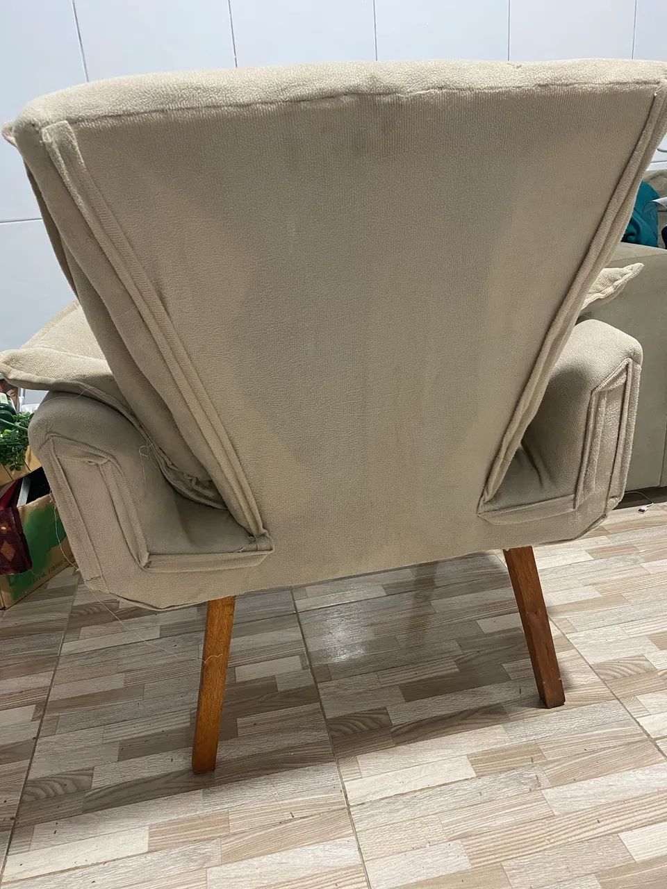 2 Armchairs64960481011075124