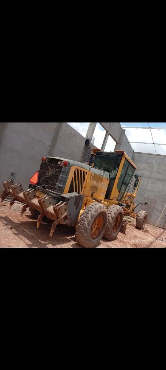 Máquina Motoniveladora em perfeita condições só pegar e trabalhar! - Foto 5