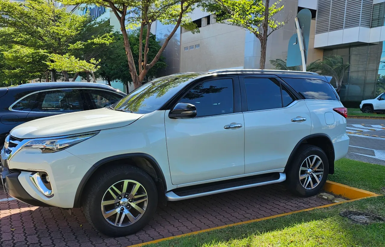 SW4 7Lugares Diesel 4x4 2019