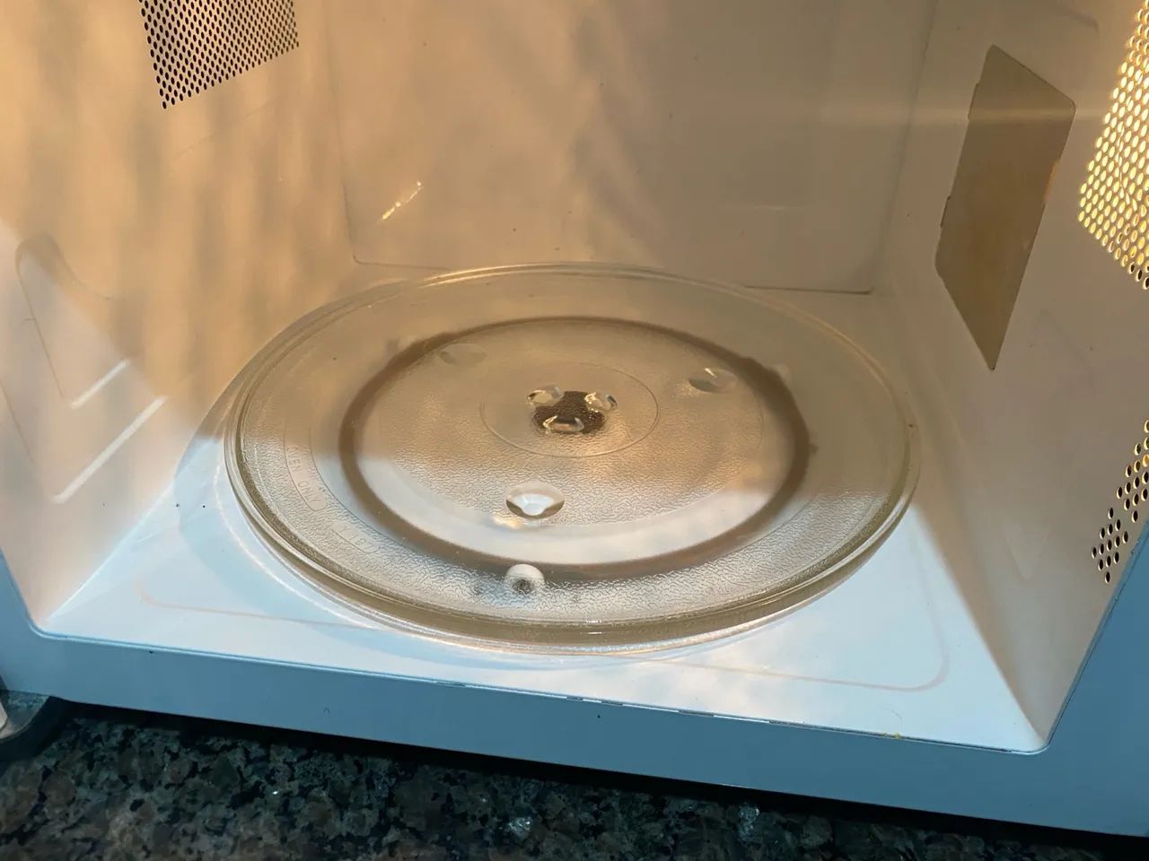 Microondas eletrolux 30 Litros - Branco - Foto 5