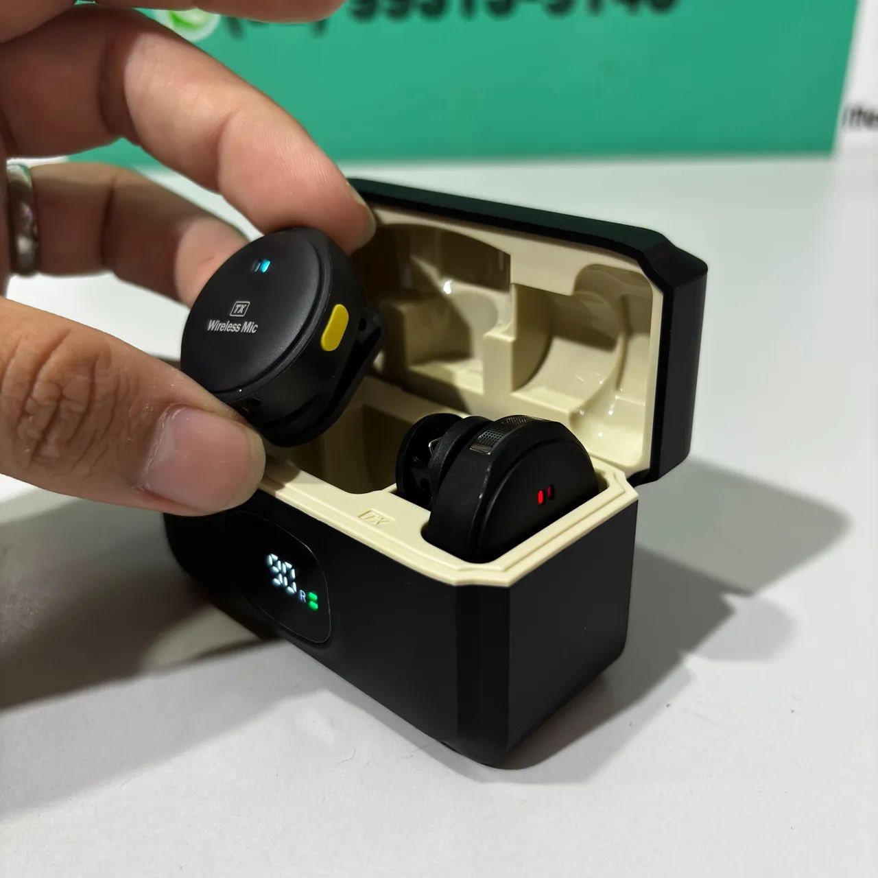 Microfone de lapela sem fio 2.4ghz para gravações  - Foto 4