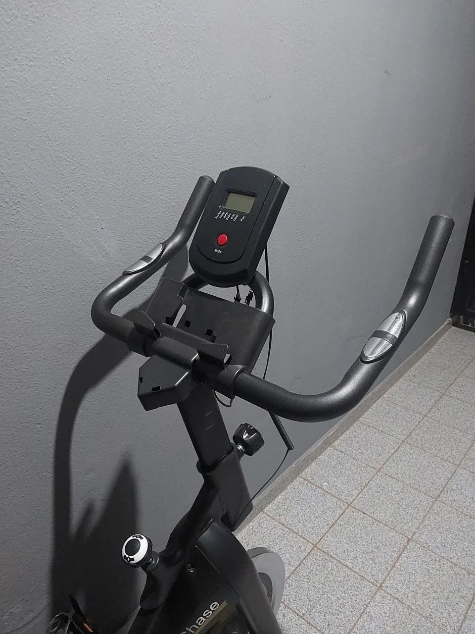 Bicicleta Ergométrica Odin Fit Chase - Foto 3
