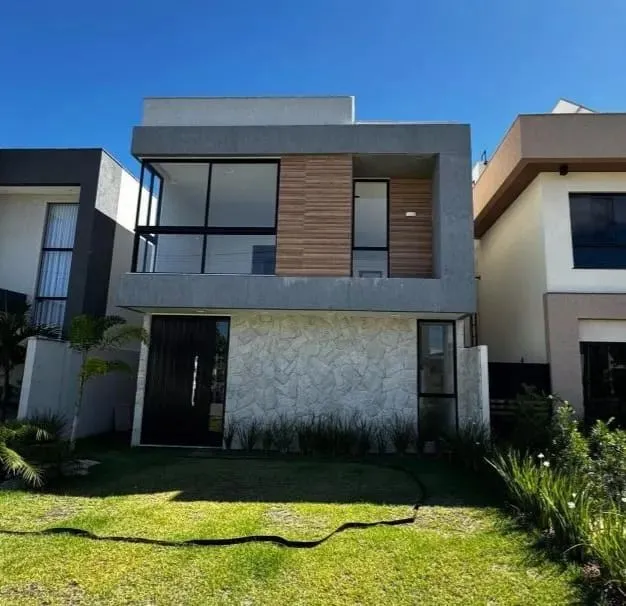 Casa para Venda em Camaçari, Abrantes, 4 dormitórios, 3 suítes, 4 banheiros, 2 vagas