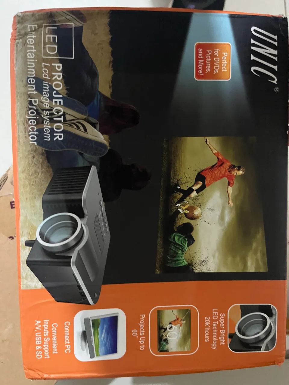 Mini projetor 64573372440578123