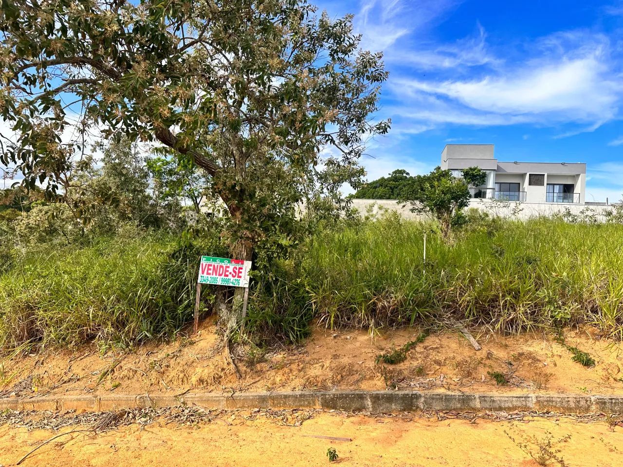 Imóvel para venda possui 300 metros quadrados em Village do Sol - Guarapari - ES - Foto 2