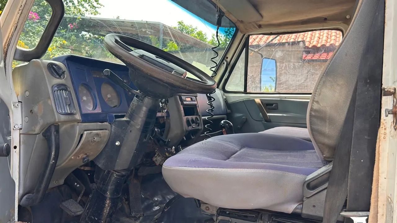 Vw 23220 Caçamba Basculante  - Foto 4