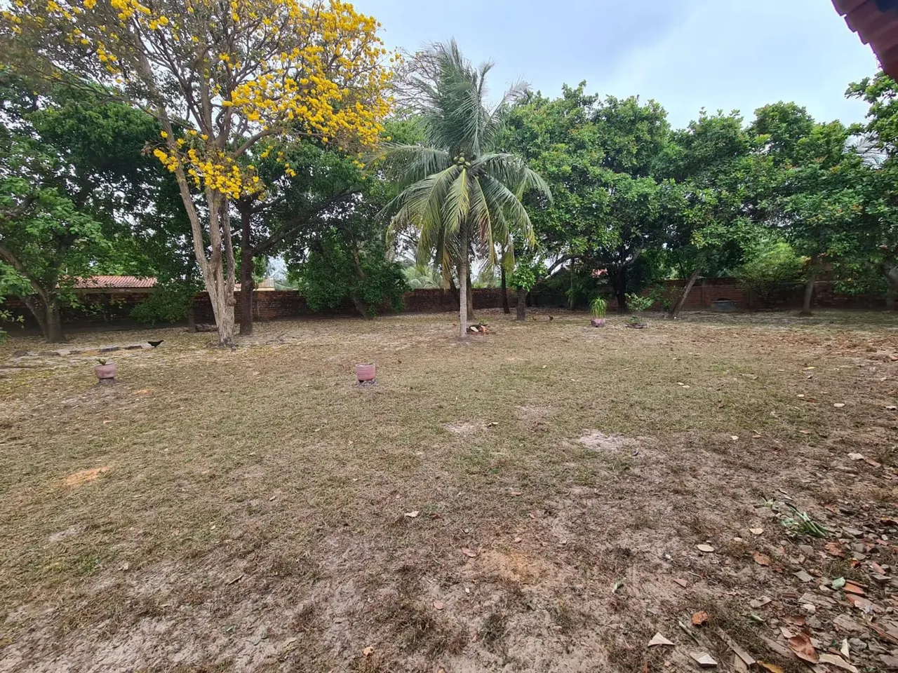Vendo 8 lotes juntos de 15 x 30 m, cada um, totalizando uma área de 3600 m².