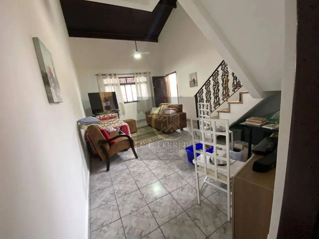 Sobrado para venda em Balneário Flórida de 132.00m² com 3 Quartos, 1 Suite e 2 Garagens