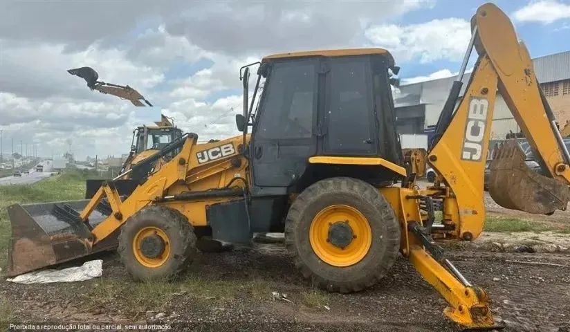 Retroescavadeira JCB 2015  - Foto 3