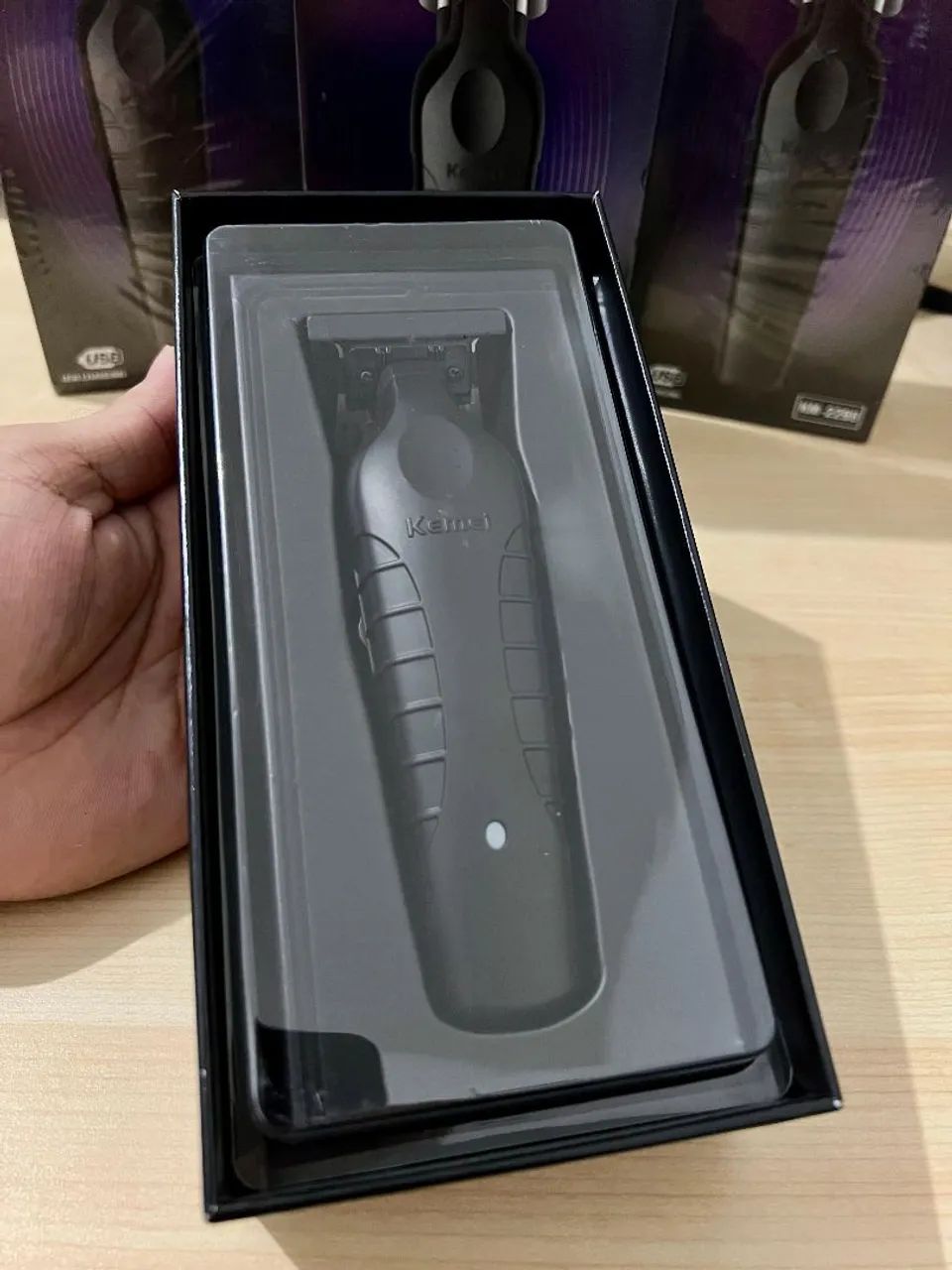 Máquina para acabamento KM 2299 KEMEI  - Foto 4