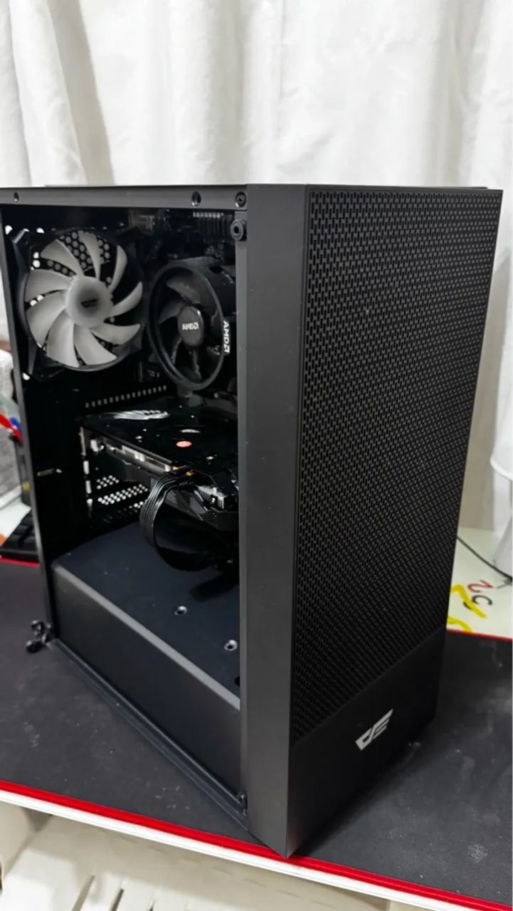 PC GAMER - RX6600M 8GB Ryzen 5 3600x