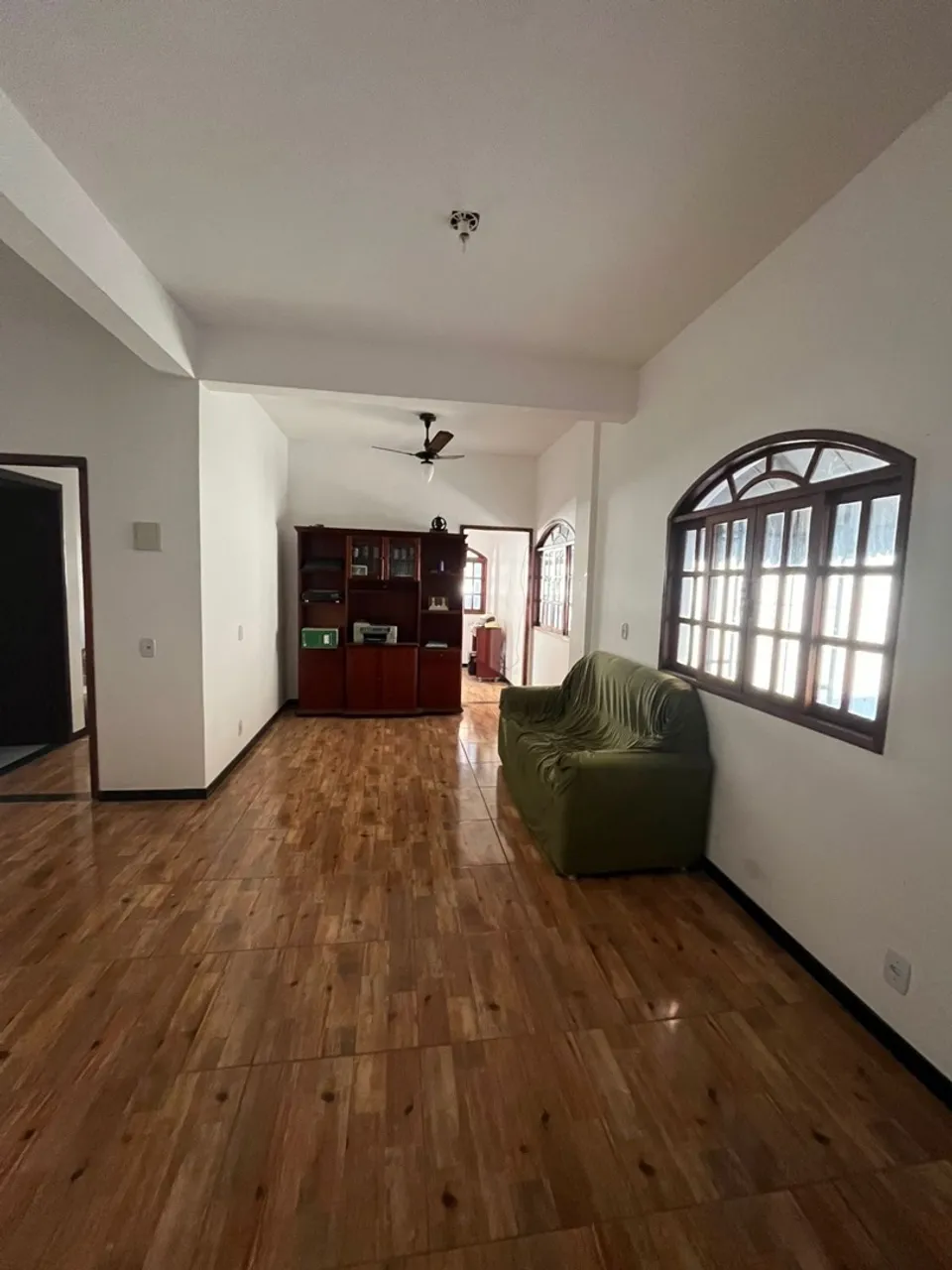 Casa no bairro Aquidaban - Pça da Bandeira em Cachoeiro de Itapemirim - ES