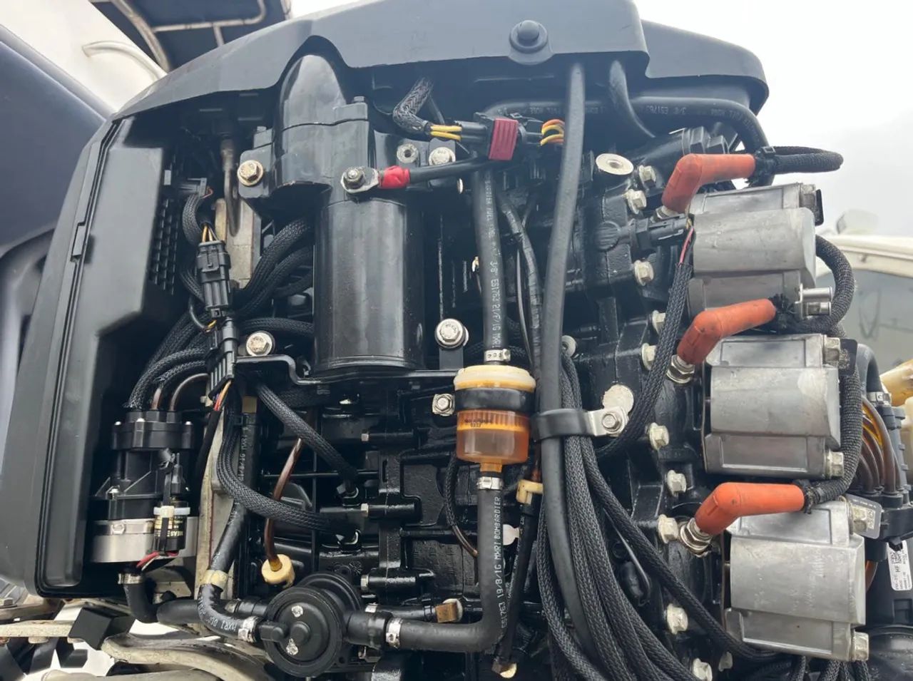 Vendo Parelha Motor de Popa Evenrude Etec 150hp 2007 - Foto 4