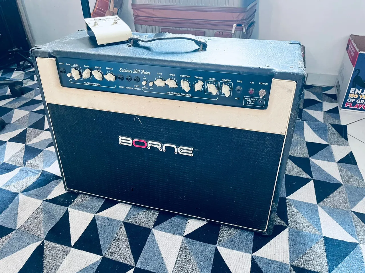 Amplificador de guitarra Borne Evidence 200 Prime