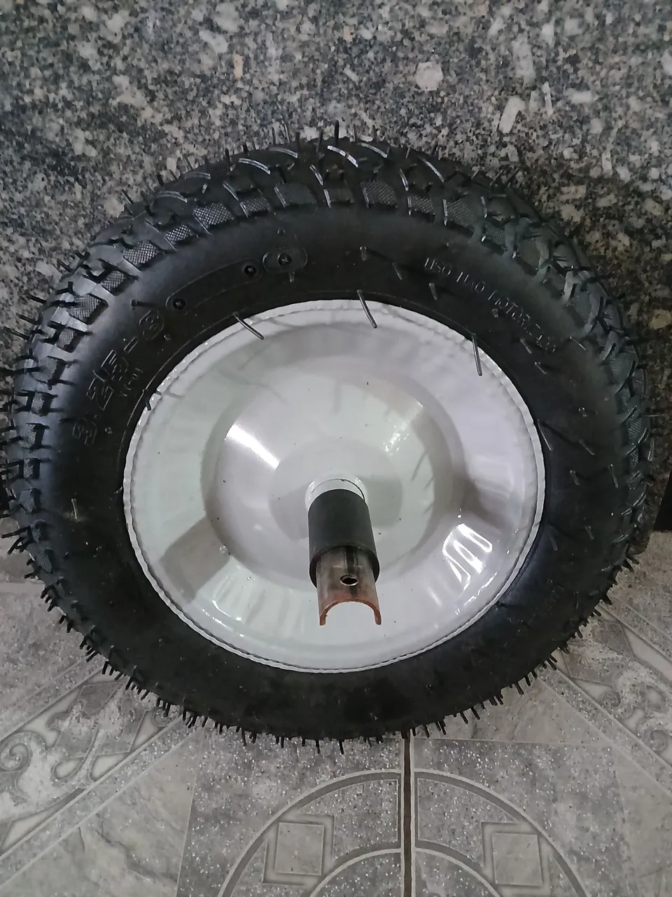 Roda para carrinho de mão