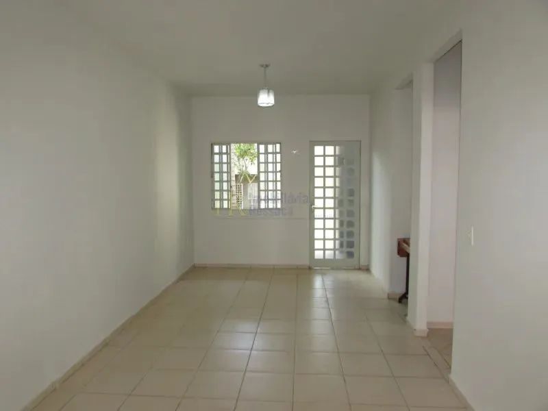 CASA GEMINADA TRES QUARTOS EM CONDOMINIO - Foto 3