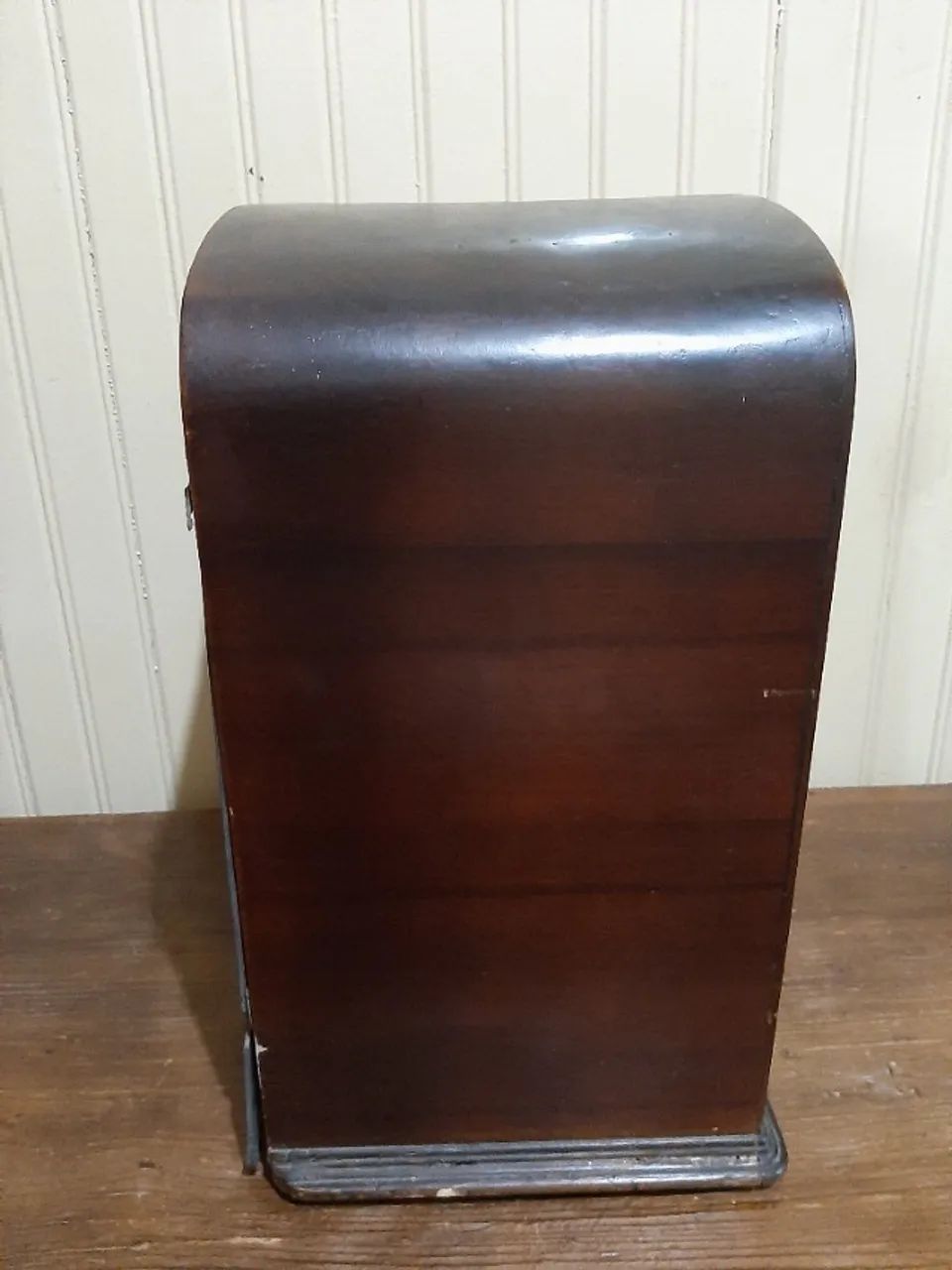 Rádio modelo capelinha antigo64292885408770121