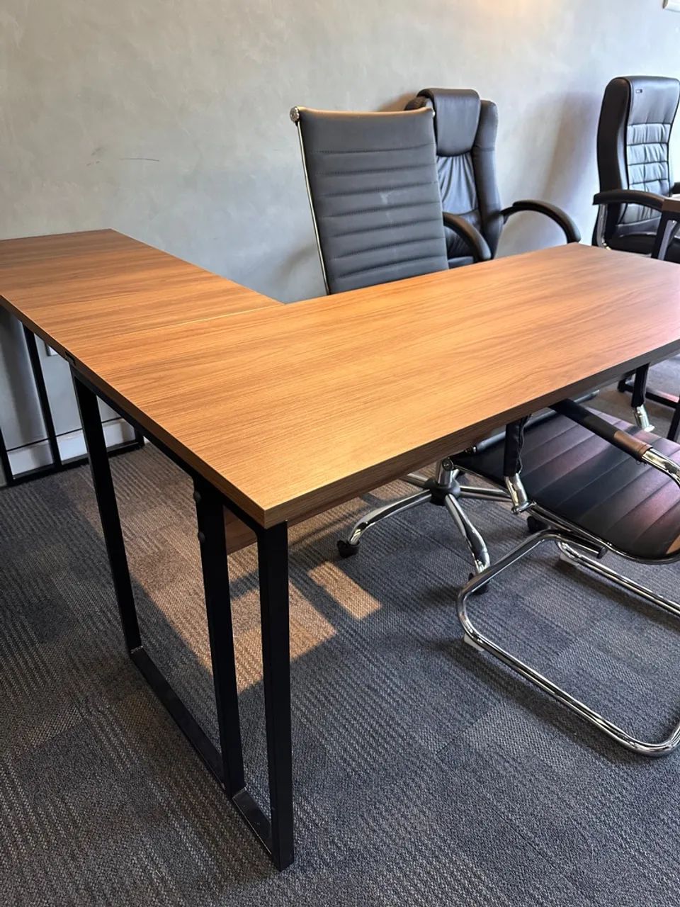 Mesa em L para Escritório 1.50x1.50 - Design Moderno e Funcional - Foto 3