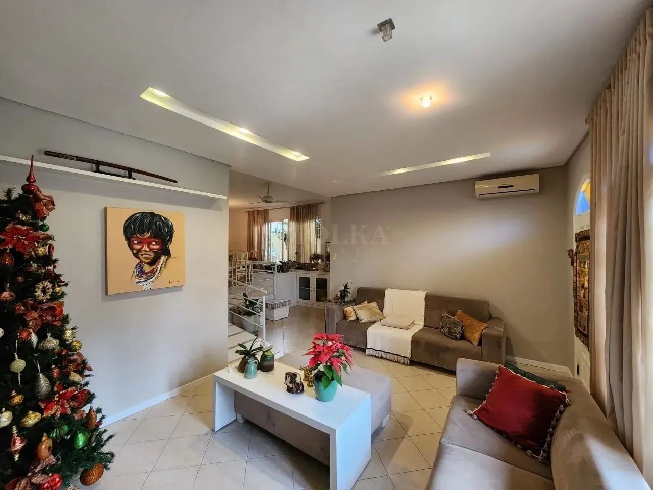 Casa térrea com 3 dormitórios no Centro - Foto 4