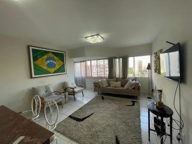 Apto. mobiliado no Espinheiro, andar alto, com tudo proximo.