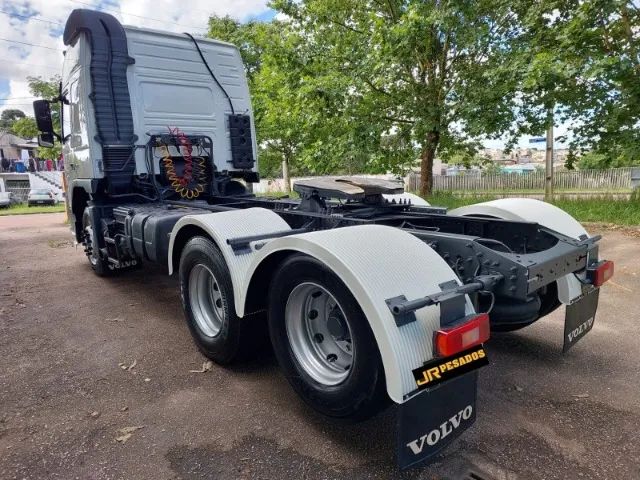 volvo fm 370 automático 6x2 completo teto alto ano 2011 - Foto 8