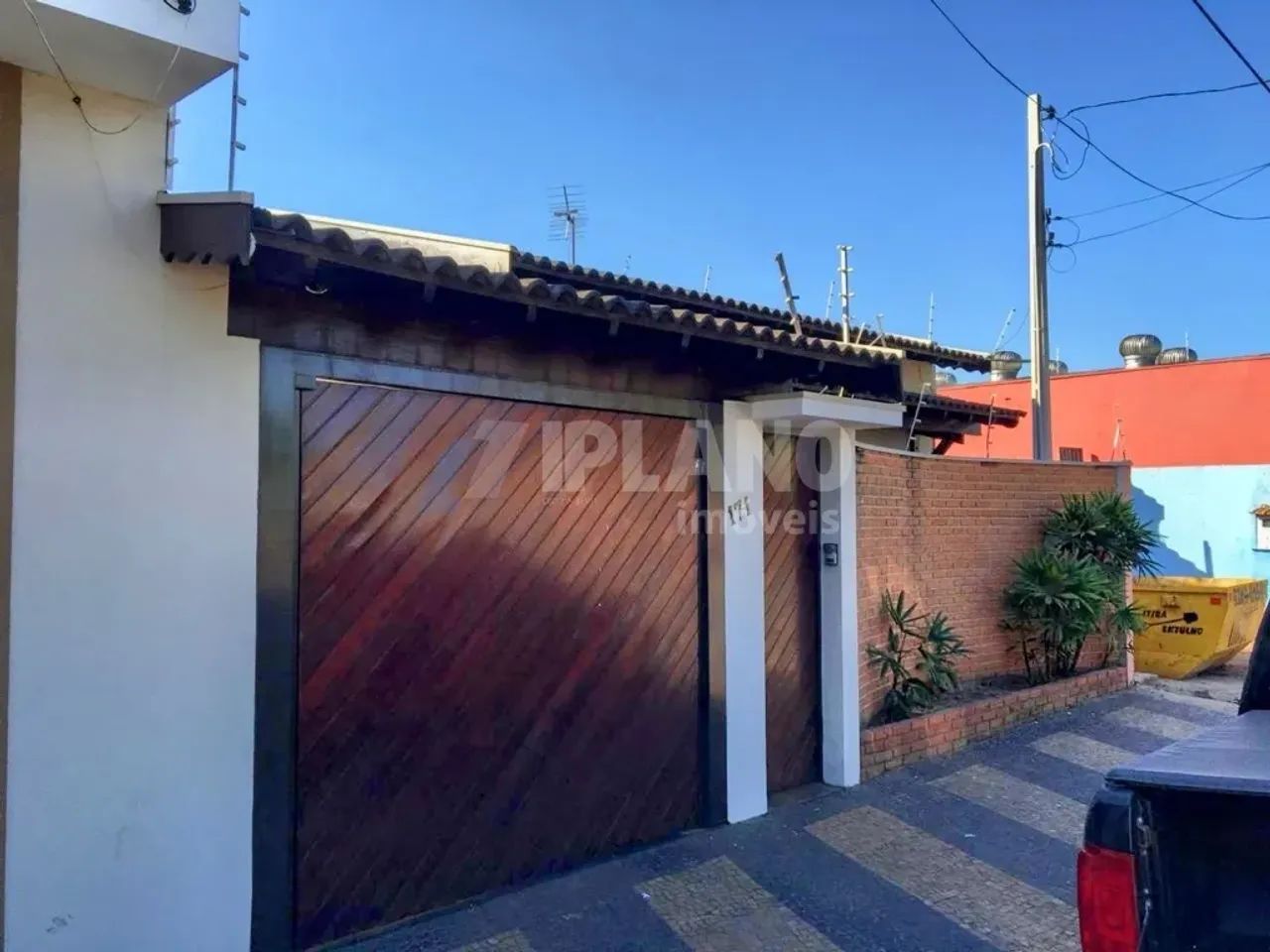 Venda de Casas / Padrão na cidade de Itirapina - Foto 2