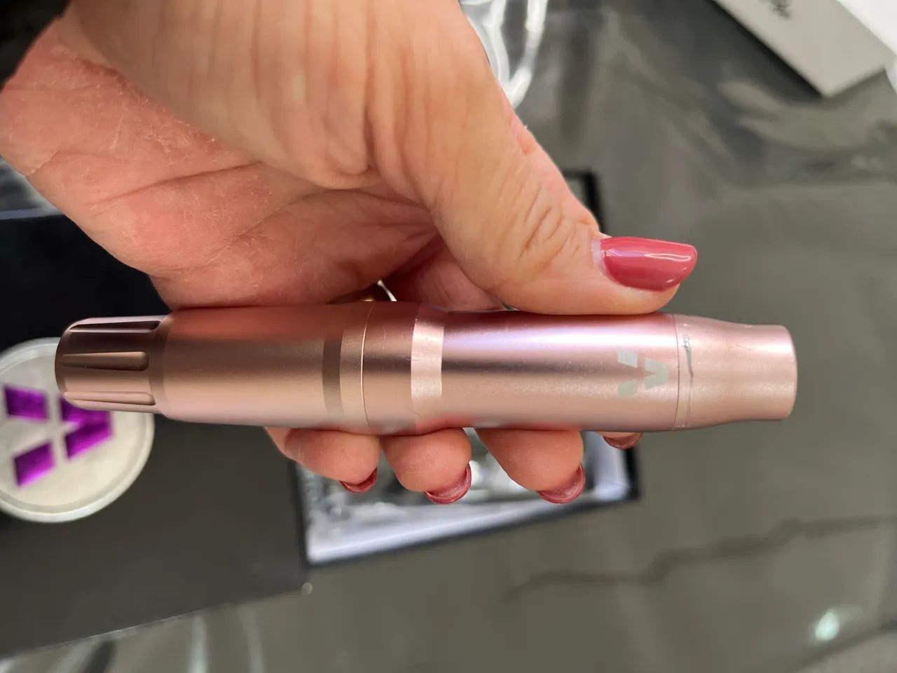 Pen create aston usada mas em perfeito estado, foi revisada recentemente!!