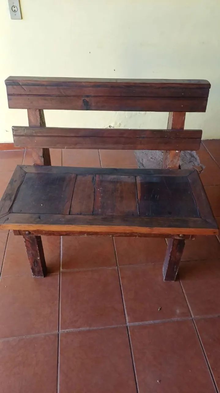 Banco de madeira maciça Rústico