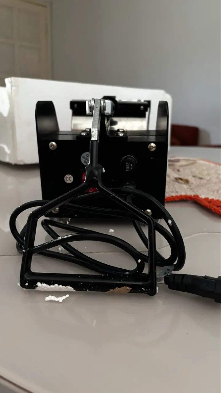 Máquina de estampar canecas - Foto 3