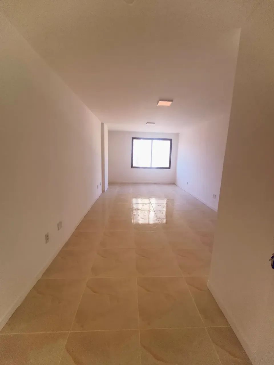 Sala reformada próximo ao Palácio da Abolição - Foto 2