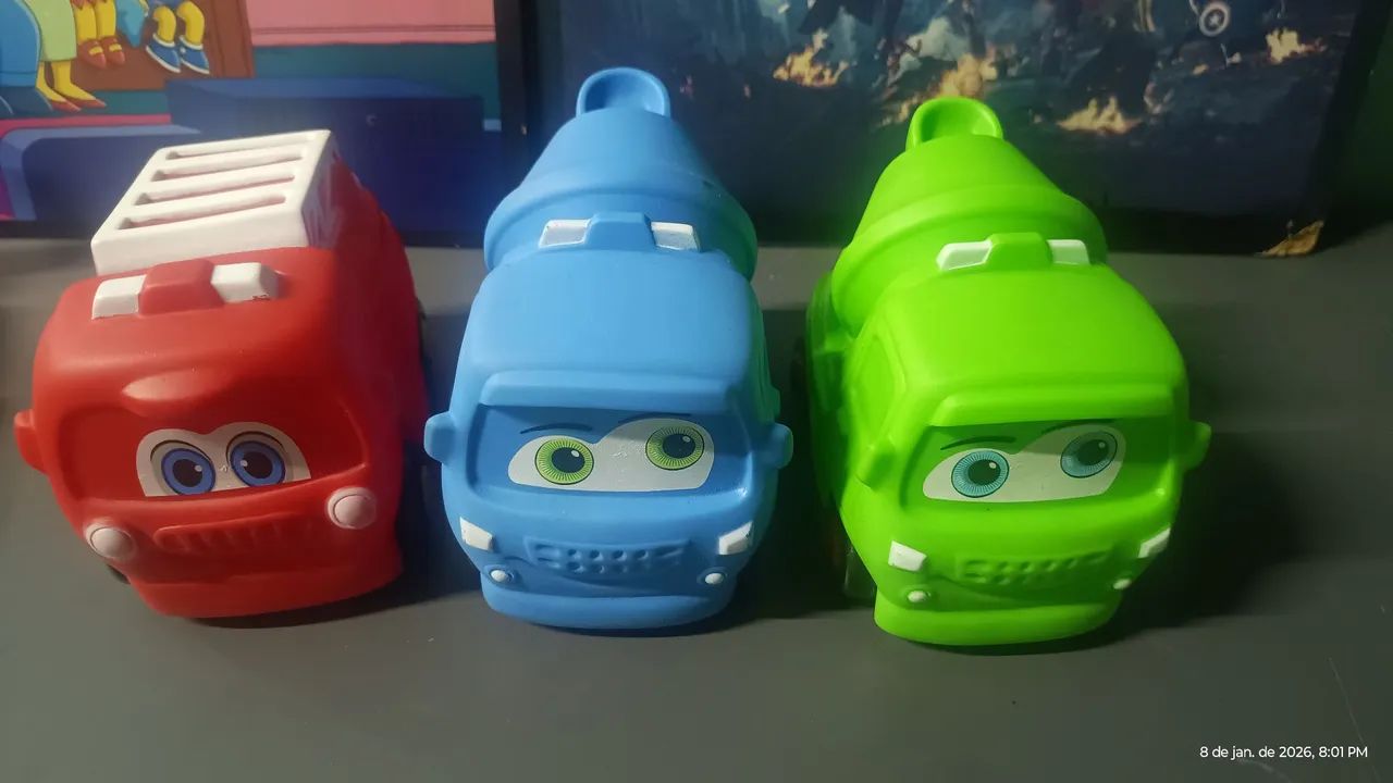 Carros de borracha  - Foto 2