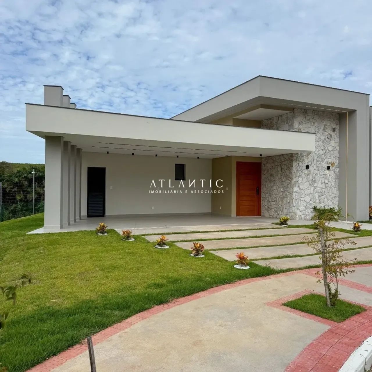 Casa nova no Riviera Park Residence Oportunidade