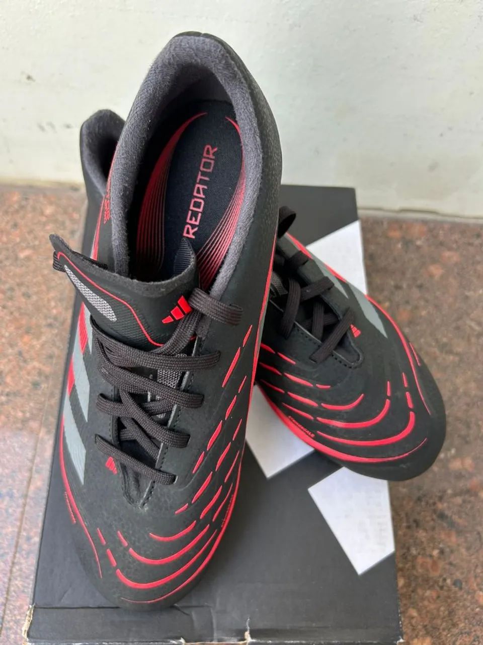 Chuteira de campo.nova Adidas tamanho 36 - Calçados Esportivos
