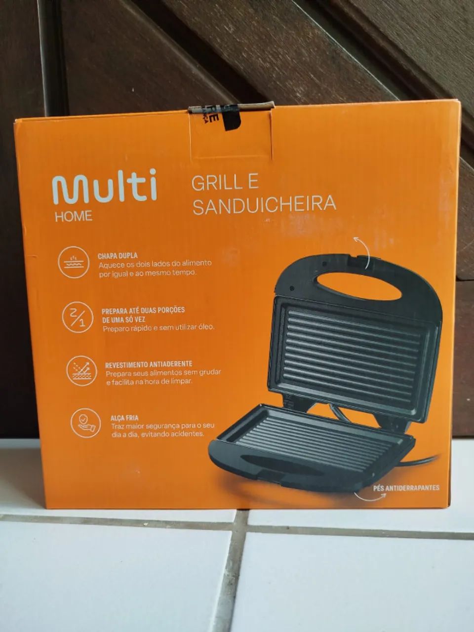 Sanduicheira e grill Multilaser NOVA e LACRADA - Foto 2