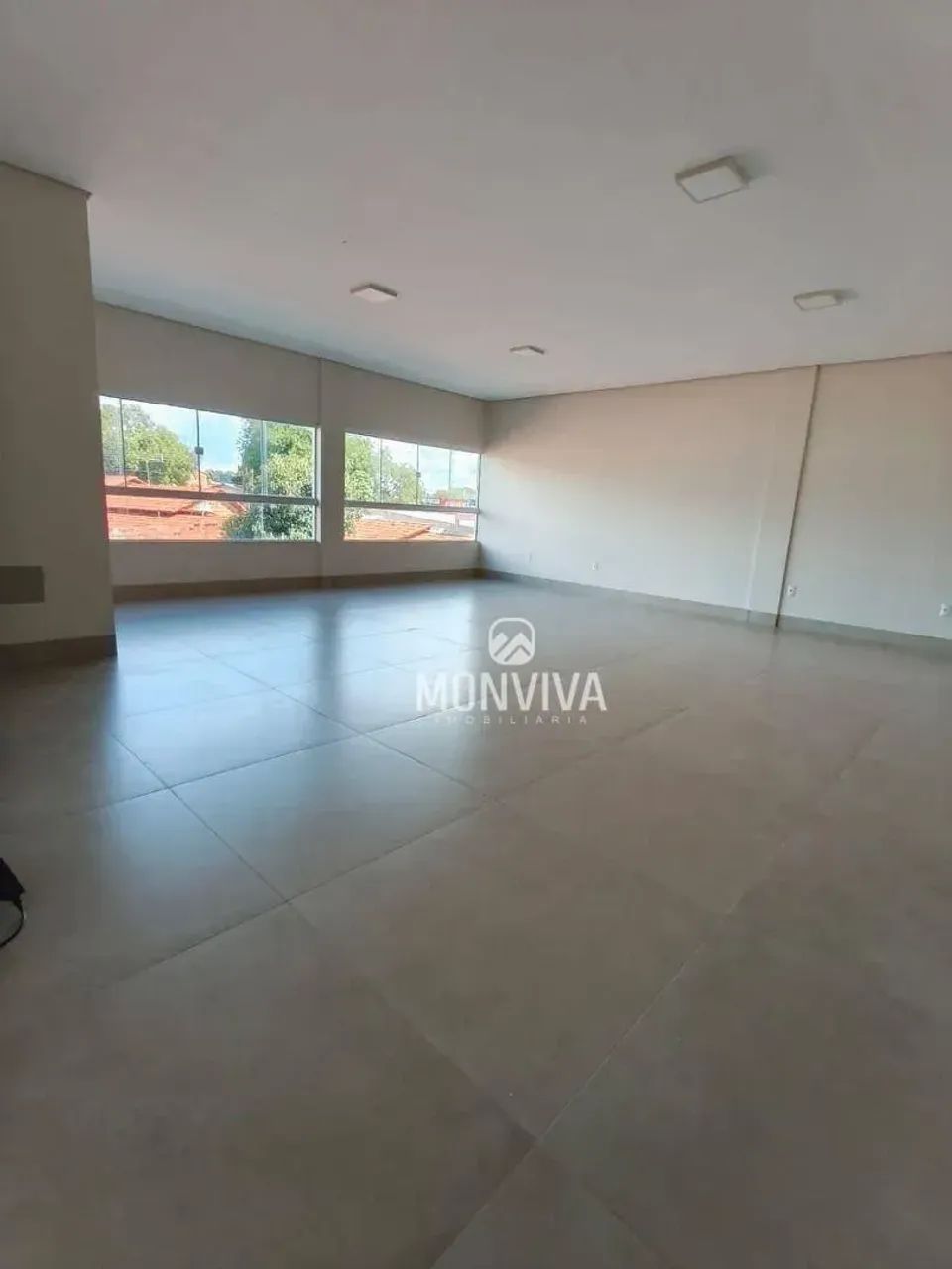 SALA COMERCIAL, 60 m² por R$ 2.500/mês - Foto 2