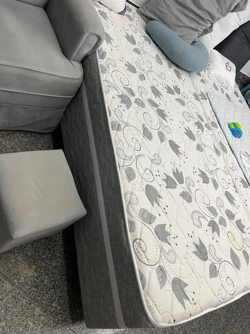 Vendo essa cama nova 