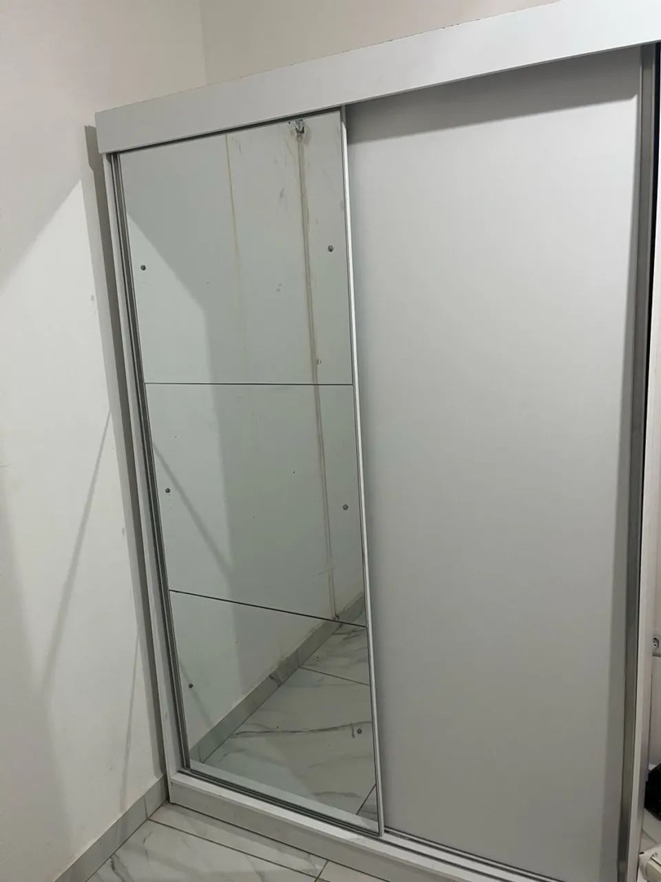 Guarda roupa de solteiro  - Foto 3