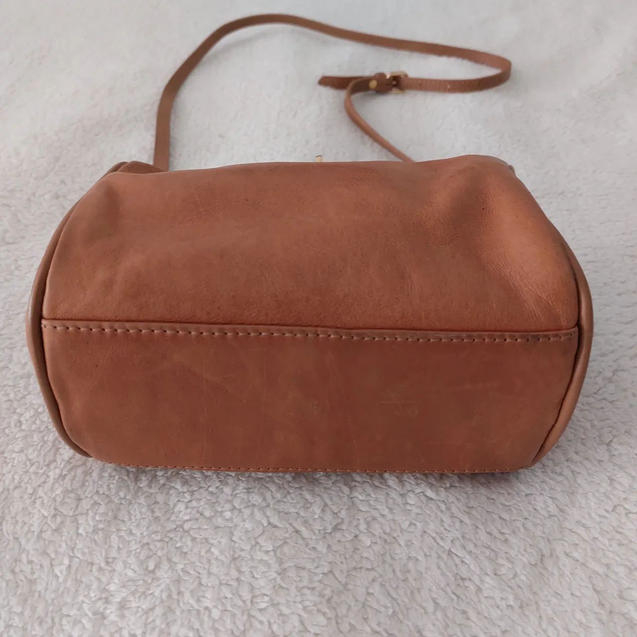 bolsa transversal caramelo - Foto 5