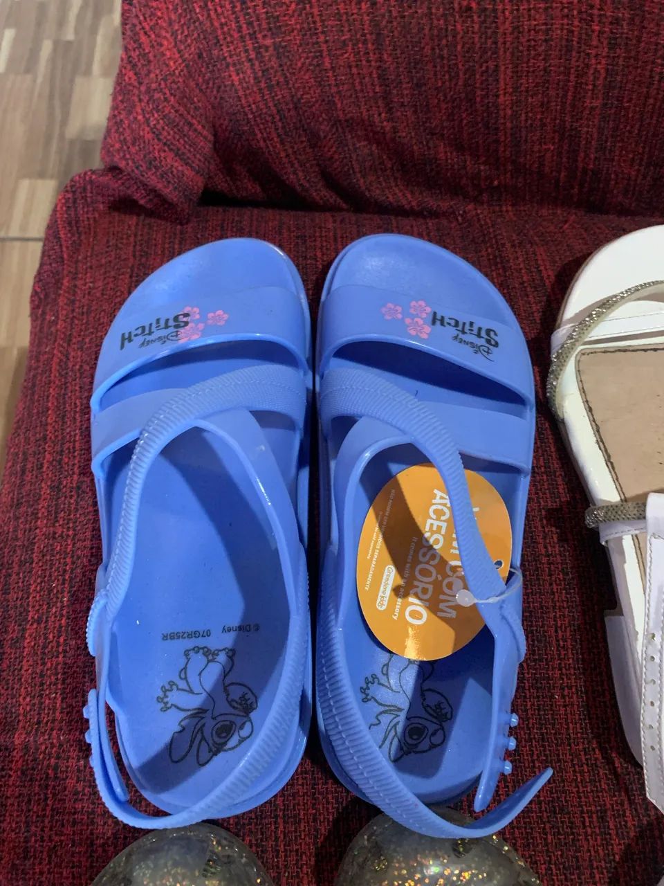 Sapatos infantis numeração 33/34 - Foto 5